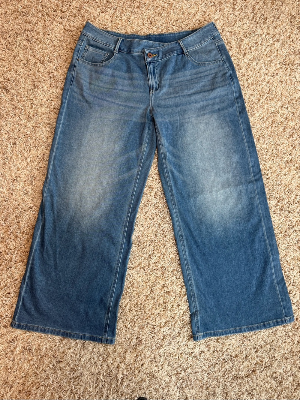 NWOT Halara Flex Wide Leg Jeans L Petite Light Blue Stretch Denim 27” Inseam